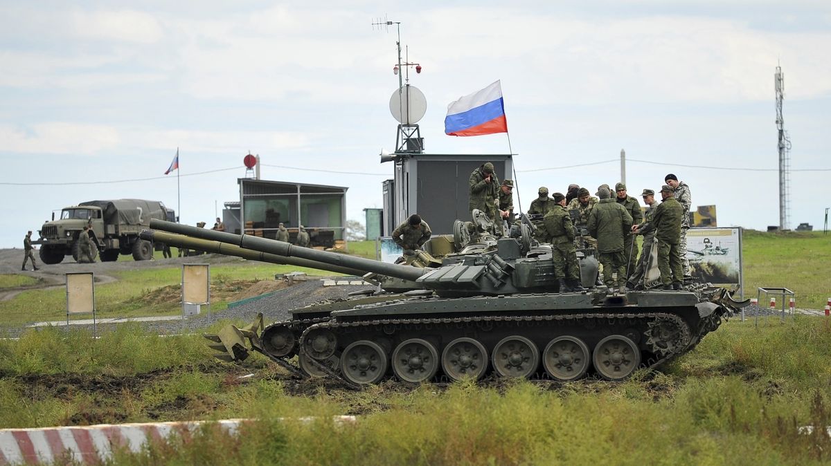 Rusko má vyrazit do ofenzivy s 1800 tanky a 300 tisíci vojáky